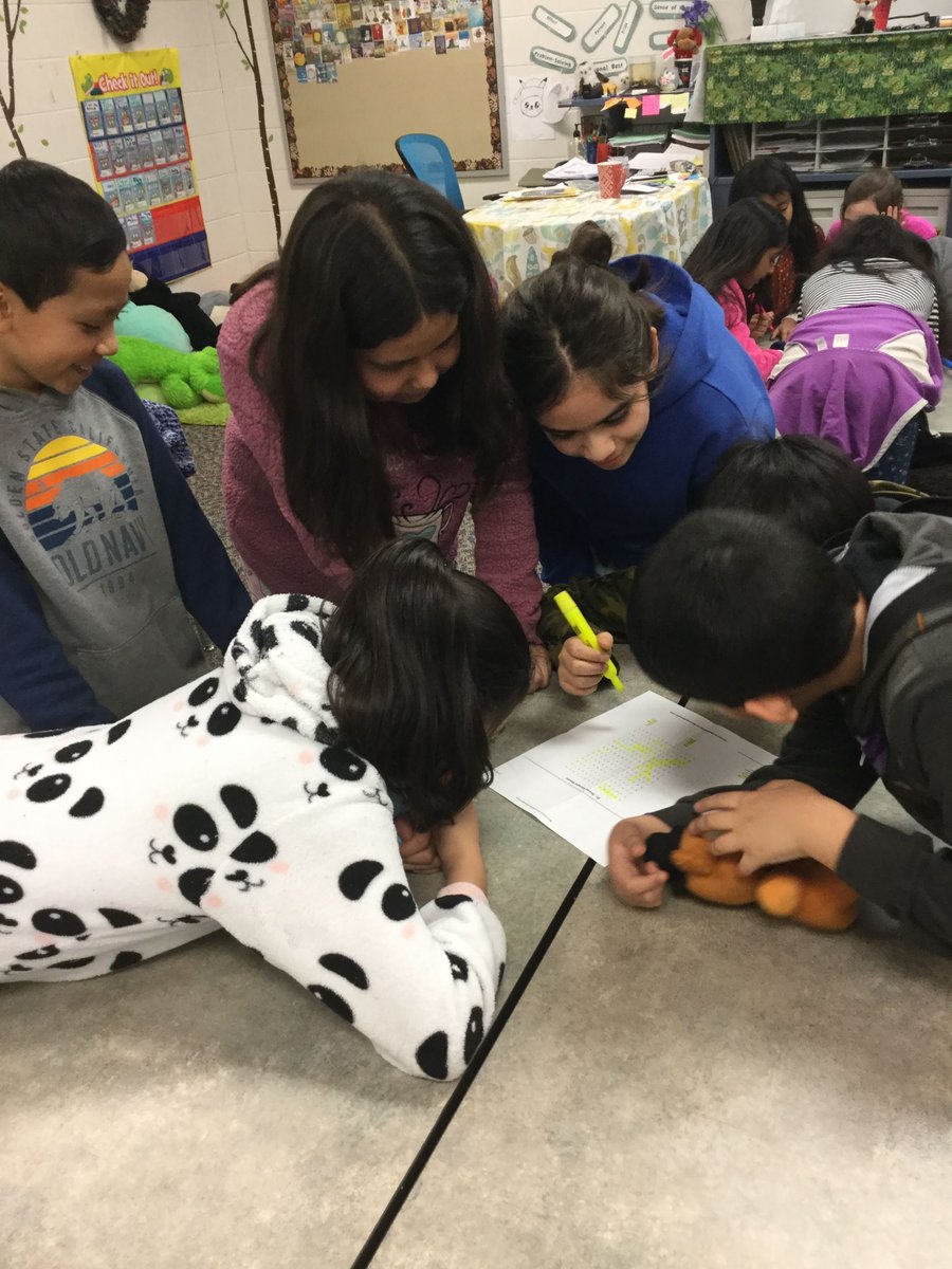 ELforestfriends's tweet photo. Reading forts and a Dr Seuss themed escape room to end our Read Across America week for 3rd and 4th grade EL students. #pvpride @D46El @breakoutEDU https://t.co/YT162dFVES