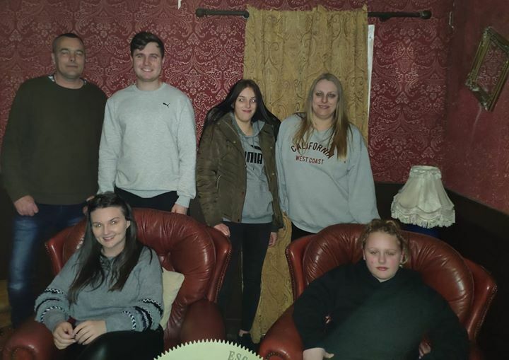 EscapeKent's tweet photo. Amazing work from this group of Paranormal Investigators who managed to work together and defeat the curse of The Cromwell's in #TheHaunting. Top work guys and we'll see you again soon. 

#EscapeKent #EscapeRooms #Canterbury #Wincheap #TripAdvisor

www.e… https://t.co/hjGVVwDFbJ https://t.co/WpE5oImjmE