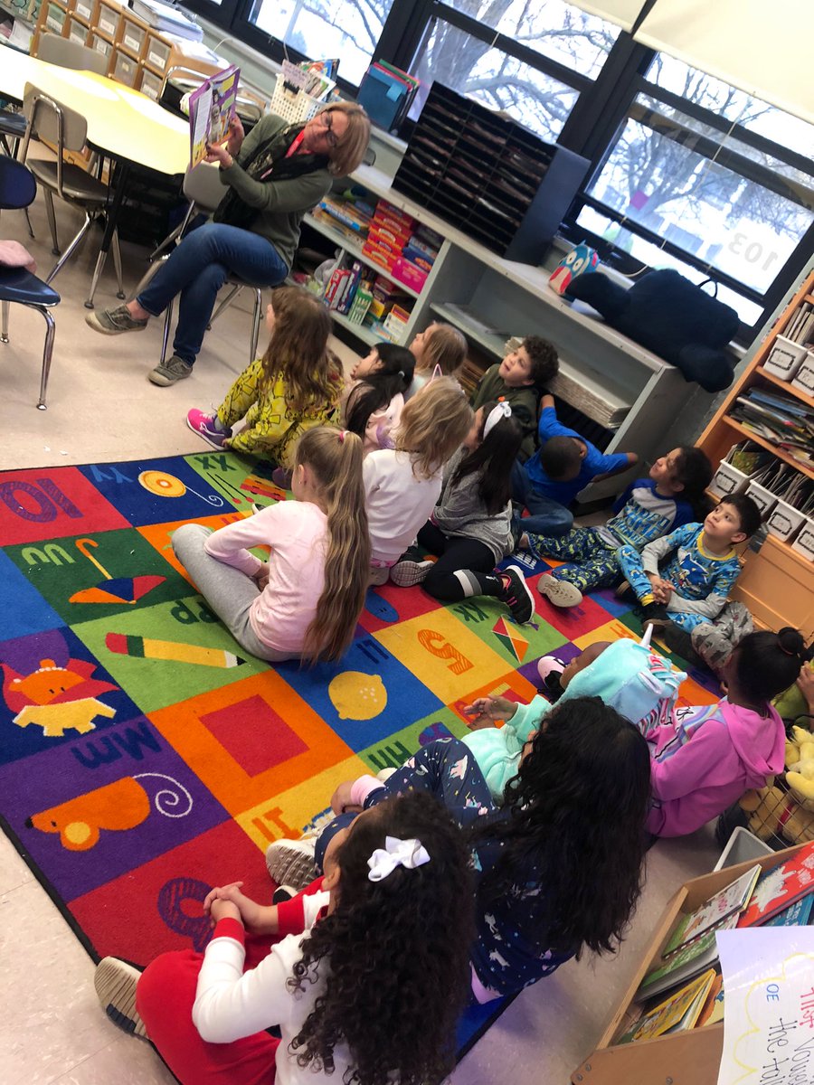 Kelly Kenney tweet media