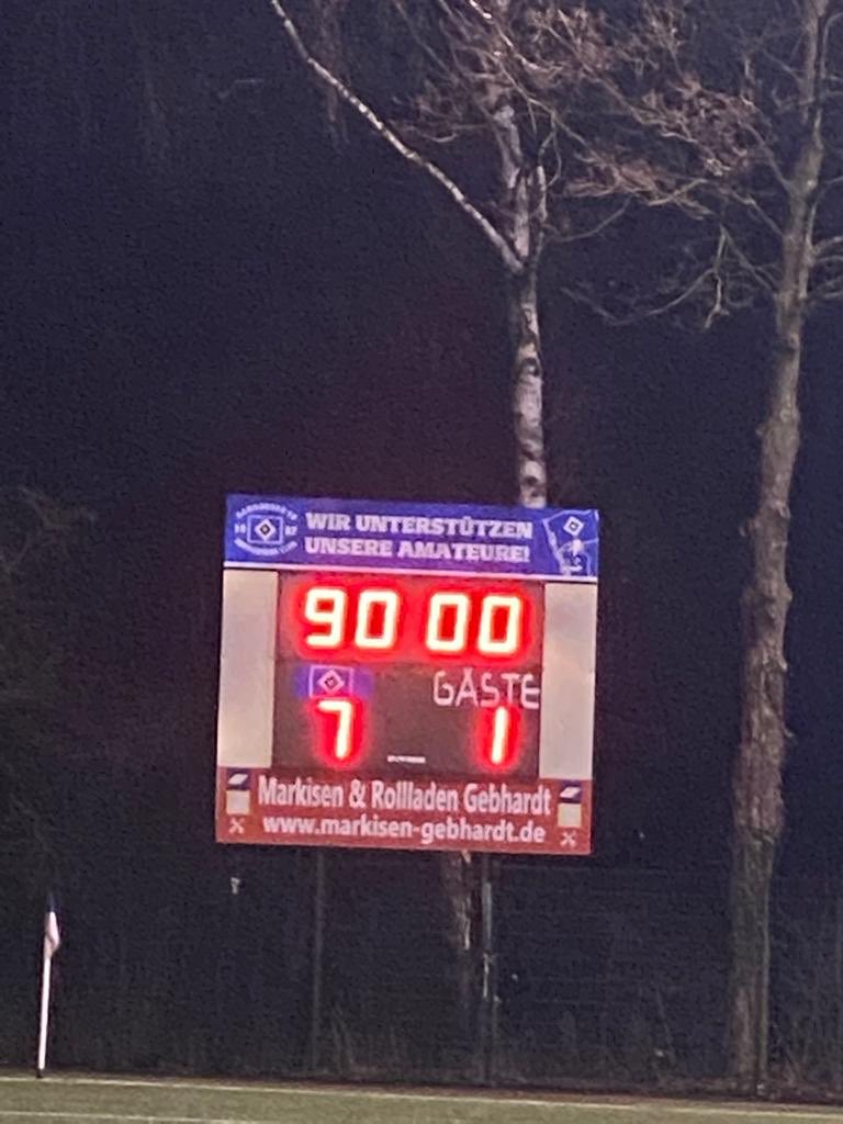 rollenderhsvfan's tweet photo. Oberliga Hamburg: HSV III gegen FC Süderelbe 7:1 , eine richtig starke Teamleistung 💪💙 #hsv #nurderHSV #hsv3 #hsviii #hamburg #hamburgersv #regen #hansestadt #wochenende #freitag #oberligahamburg #oberliga #ground #groundhopper #paulhauenschildsportplätze #fussball https://t.co/JdMr7ofcXw