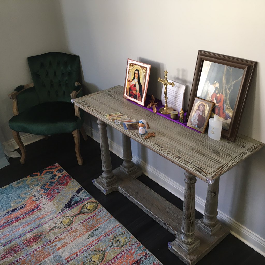 ThyOliveTree's tweet photo. New blog post! Do you have a prayer altar? https://t.co/S0IhAJRLtl #homealtar #liturgicalliving #CatholicTwitter https://t.co/kX7fMpxNST