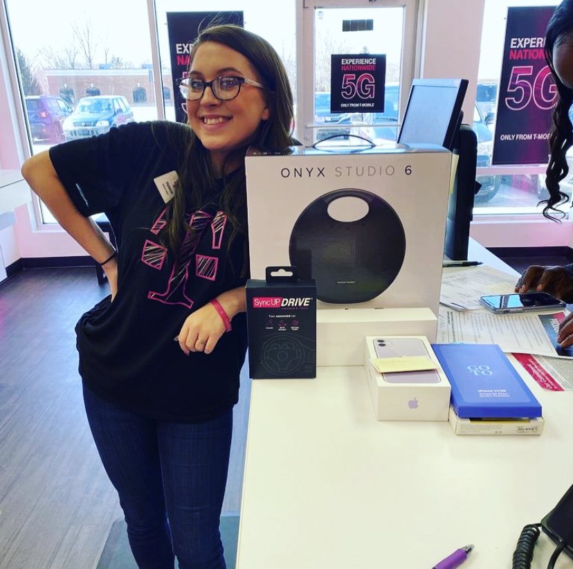 mobile_collins's tweet photo. Valerie making it happen in Anderson! 👏💪🤩 #WeWontStop #Anderson #ONYX https://t.co/Tfr2pPbhin