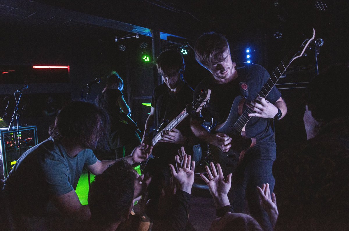 Missing playing live bigtime 🌏🚐💨 Really stoked on the reception for Never Bow though, you guys are the best! 💜 y'all ready for more content and another song?

#hawking #hawkingband #livemusic #jerichoguitars

📷 <a href="/zombifiedKiKi/">Keekz McSqueeks</a>