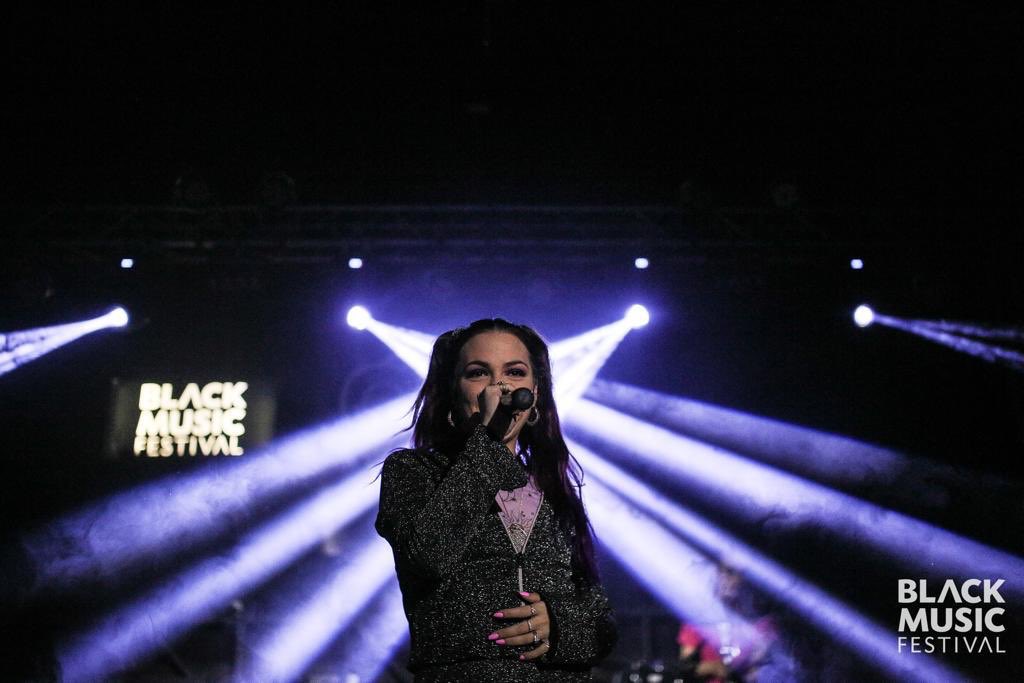 blackmusicfest's tweet image. Comencem aquesta nit amb Aiala a la Sala de concerts la Mirona!
.
.
📸 @Marti_Navarro_ 
@JaraAiala @la_mirona #bmf20 #blackmusicfestival #aiala #salalamirona