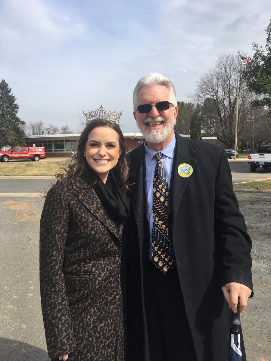 Miss America 2020, Camille Schrier, shared her passion for STEM education with ⁦<a href="/HillsboroNow/">Hillsboro Charter Academy</a>⁩ students prior to participating in ReThink9 project opening. Miss America is on the left! #lcps20 #leadloudoun