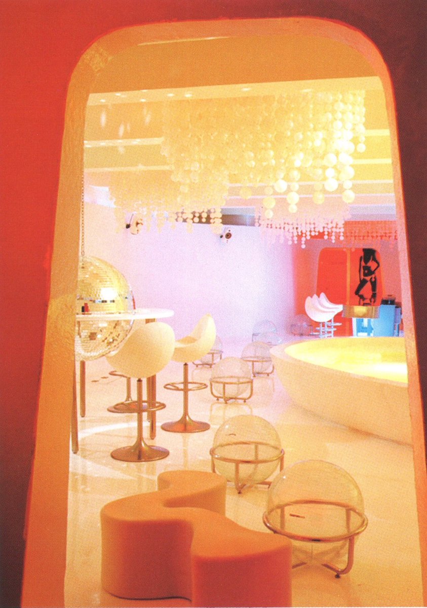 northstardoll's tweet photo. highline bar, NYC, designed by charoonkit thahoong (2004-2008) https://t.co/hcRTjYLb88