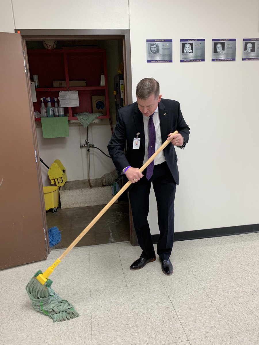 I am blessed to work with other administrators who do not hesitate to jump in and tackle whatever needs to be done. #AlvaradoExcellence
