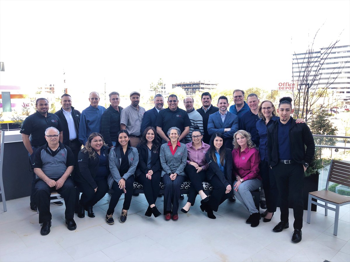 3545_Consulting's tweet photo. Celebrating our fantastic team! We really do have a amazing crew who are the cream of the crop! Special thanks to @netdocuments for coming in to take part in our special annual event! #EmployeeAppreciationDay  #EmployeeAppreciation  #legaltech #teamworkmakesthedreamwork #yes https://t.co/9wMr9ukMue