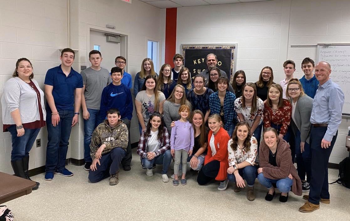 jayemcee03's tweet photo. I always enjoy presenting at the Huntingdon County Youth Leadership conference. Our future is bright! I have so much faith in these young leaders.
#HCpositivityproject https://t.co/1H4H787Wcz