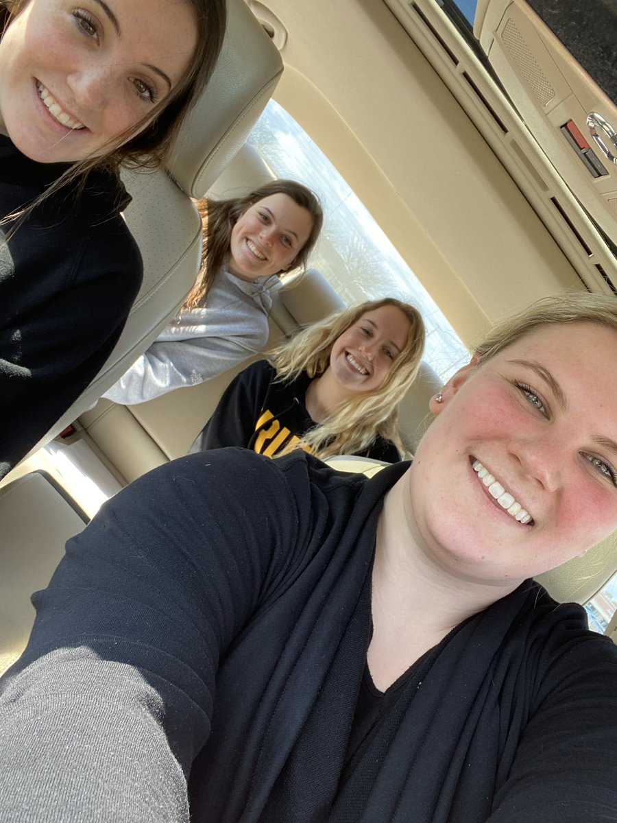 MsBlanco_FHS's tweet photo. Wonderful three days with my fabulous students from Student Council. Thank you for a wonderful conference! We can’t wait to get cooking! #masc2020 @foxhsprincipal @MA_StuCo https://t.co/NrsfIYYqAQ