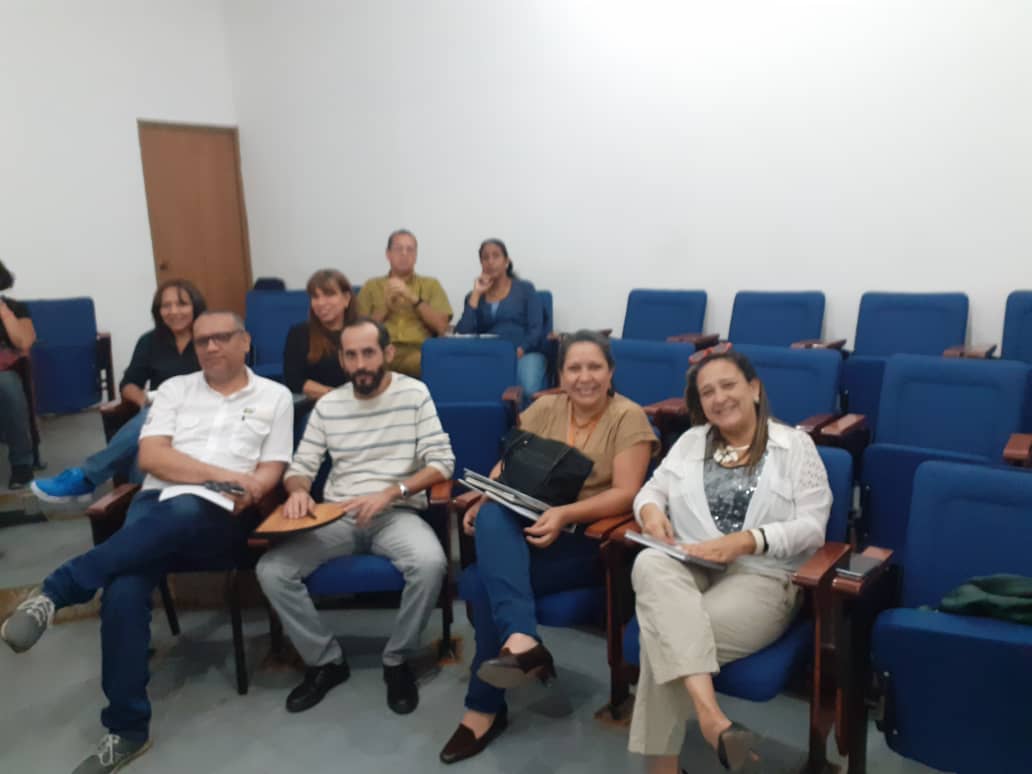 FacIngenieriaUC's tweet photo. Hoy parte de nuestros docentes culminaron Diplomado de Formación en Competencias para la Educación Universitaria bajo enfoque Ecosistemico.Los profesores #INGUC siguen adelante formándose y actualizándose. Gracias a la Prof MariaTCruz por su apoyo y dedicación desde la DDDC https://t.co/DIdoS0TVbB