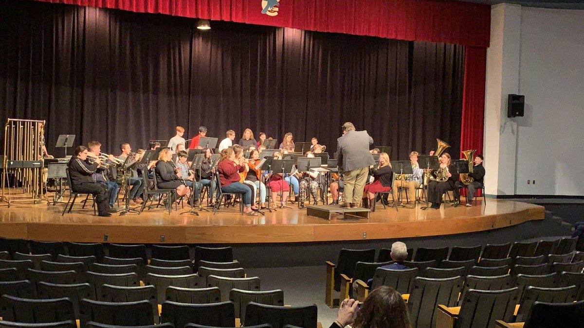 LCHSFalconBand's tweet photo. Great job this morning @Flintville_ Band!!!! The LCHS students had a blast playing with y'all on stage. Keep practicing. We are looking forward to band day!! https://t.co/ZRtZ9agtRS
