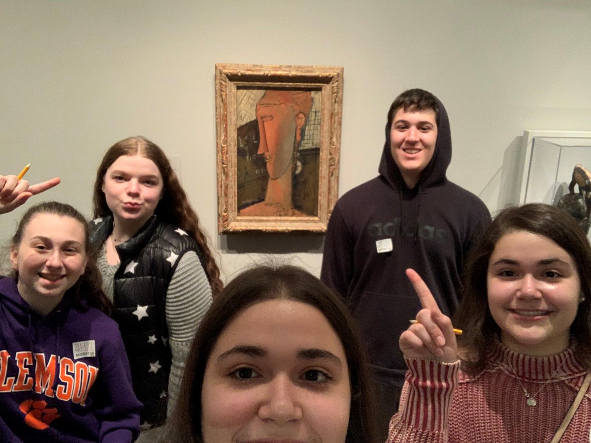 OfficialHHHCSD's tweet photo. Hills West IVH Italian students in Mrs. Terracinaโs class completed a scavenger hunt at the @metmuseum & visited some of the artworks that they learned about in class. Students learned about Italian Renaissance, Futurism & Metaphysical art movements. #HHHCSD #FLWeek #NFLW20 https://t.co/3TduPOFbck