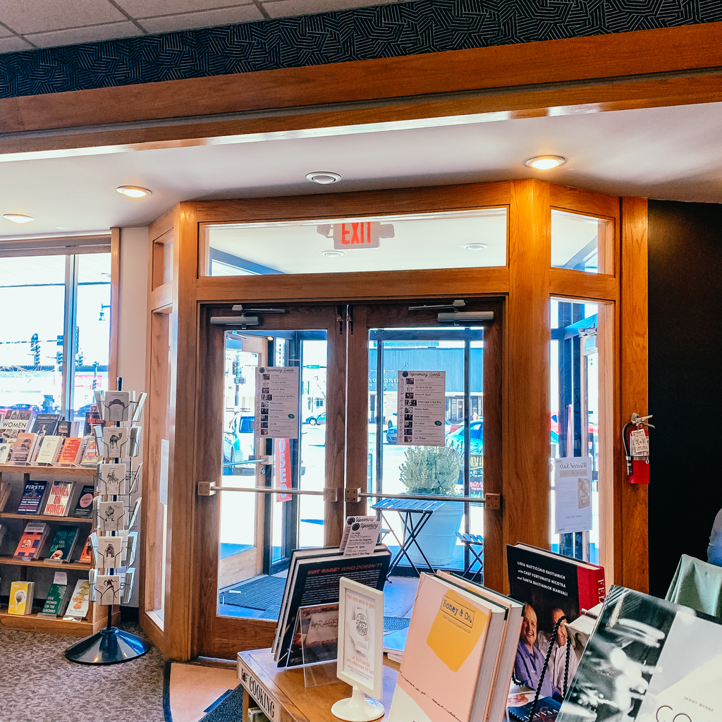 Watermarkbooks's tweet photo. We are so excited to share our new look, hope you like it as much as we do!! #43YearsNeverLookedSoGood
#shoplocal #lovewhereyoulive #loveict #ilovewichita #dddict #douglasdesigndistrict #wichitaks #wichitakansas #douglasstreet #wichitaproud https://t.co/pv9Bo9i6zR