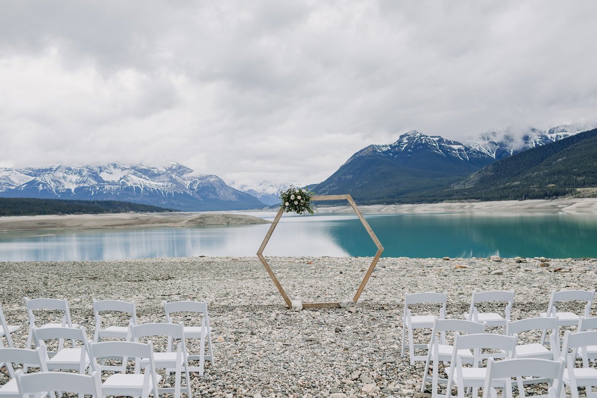 ENV_photography's tweet photo. Abraham Lake wedding on the blog! https://t.co/Gz1ia83LMq #abrahamlake https://t.co/IslsqZTwWP