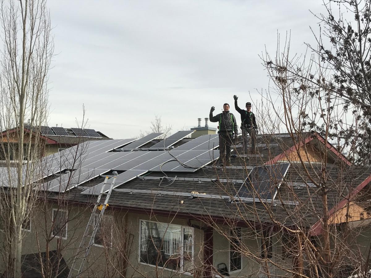 Another reason to love Cohousing - Solar!! Complete survey to share your cohousing preferences. bit.ly/30eOdBBRegister for Bankview cohousing Information session bit.ly/32Ftx8g conta.cc/3cCkd9w