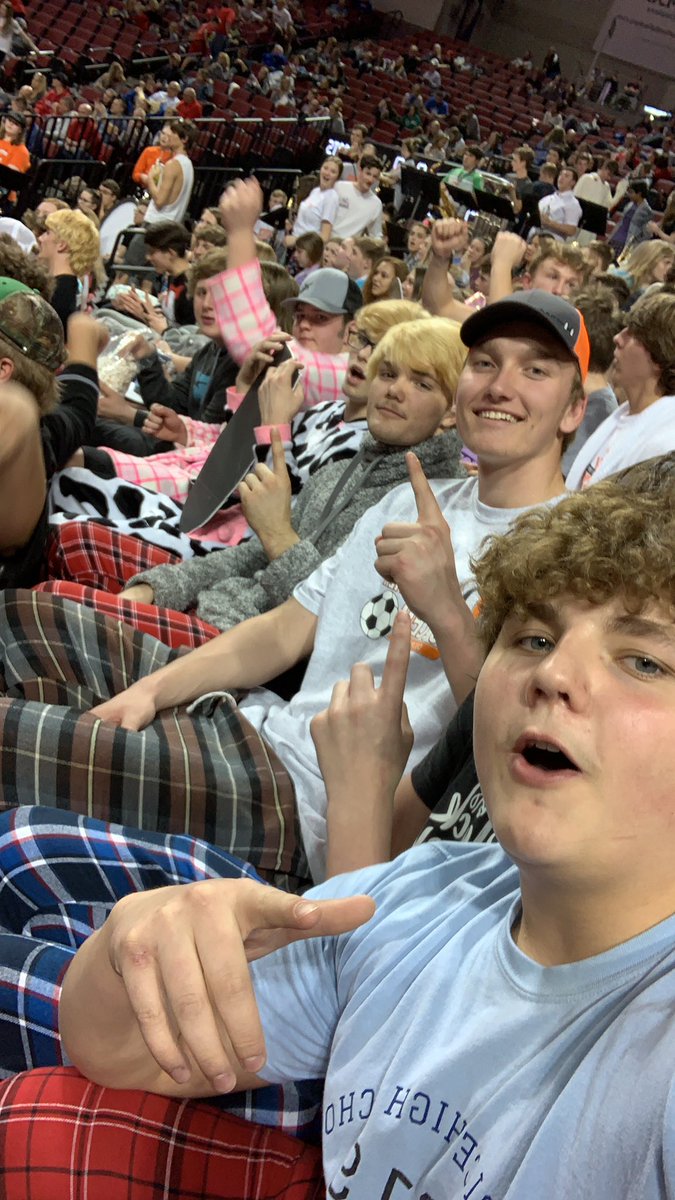 AdamErikson2002's tweet photo. @bhsorangemenfb https://t.co/9XbBNtvFPw