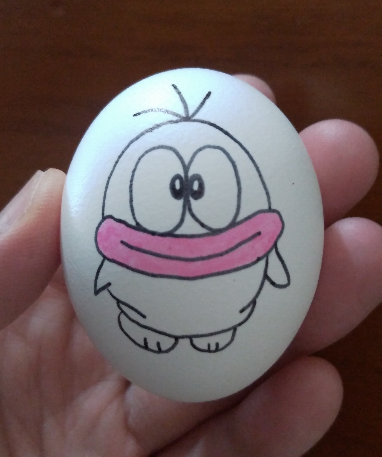 アルフォンス 卵の殻シリーズ 今日は オバケのｑ太郎のｑちゃんを描きました 懐かしいキャラクターですが分かるひとー 卵の殻 生卵 オバケのｑ太郎 ｑちゃん 藤子不二雄先生 T Co Hxc2vupxel Twitter