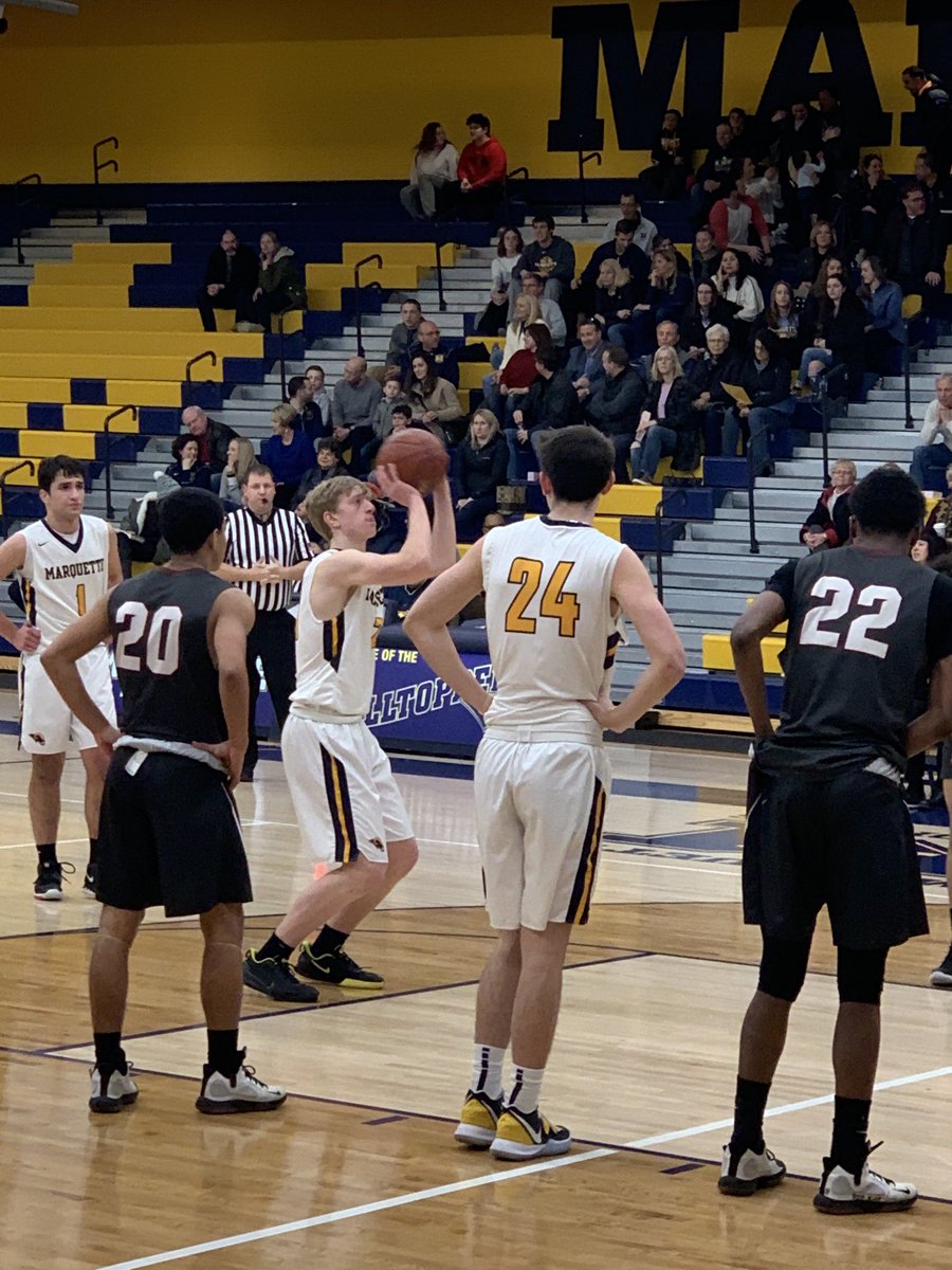 Marquette is down 9-7 with 10:00 left in the 1st half.