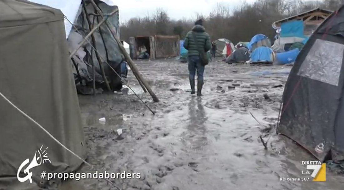 welikeduel's tweet photo. Nella jungle di Calais

#propagandaborders #propagandalive https://t.co/UE7YMLtCdd