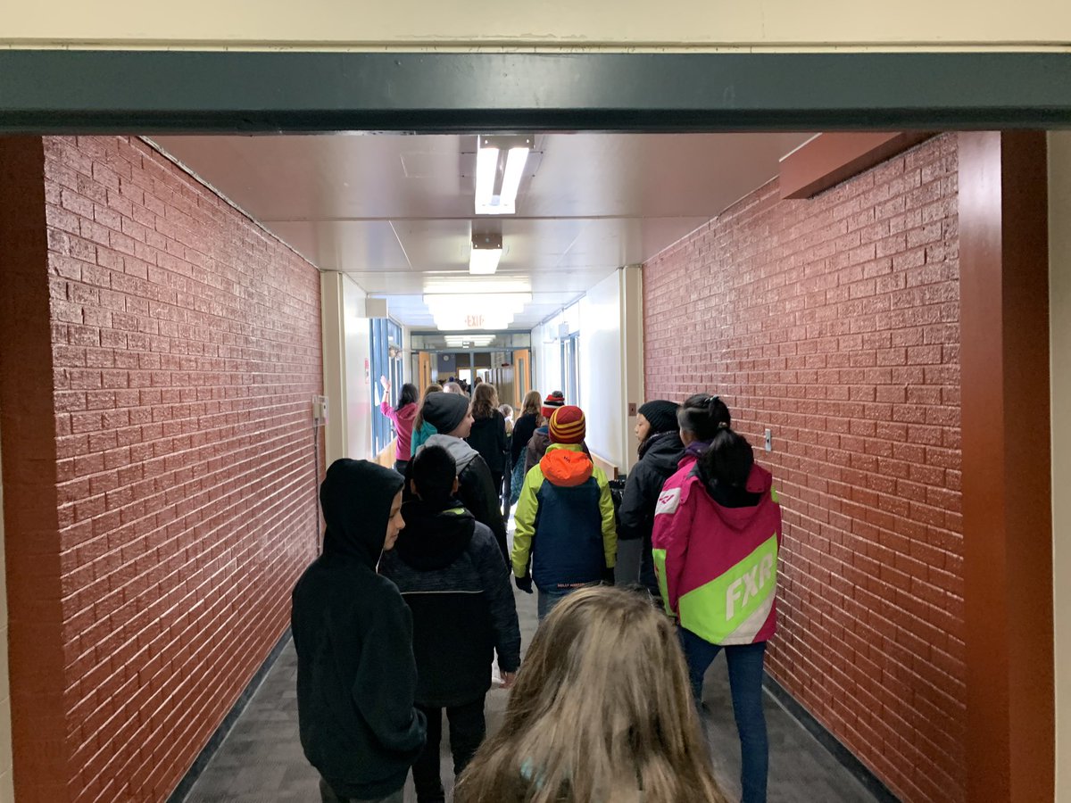 AdrienneDando's tweet photo. Thanks so much to the team at @cbLRSD for the warm welcome for our 6s today. The students learned so much and are getting very excited to become Cudas! #ESCSBelonging #SageCreekLRSD https://t.co/eYqL3RVQ32