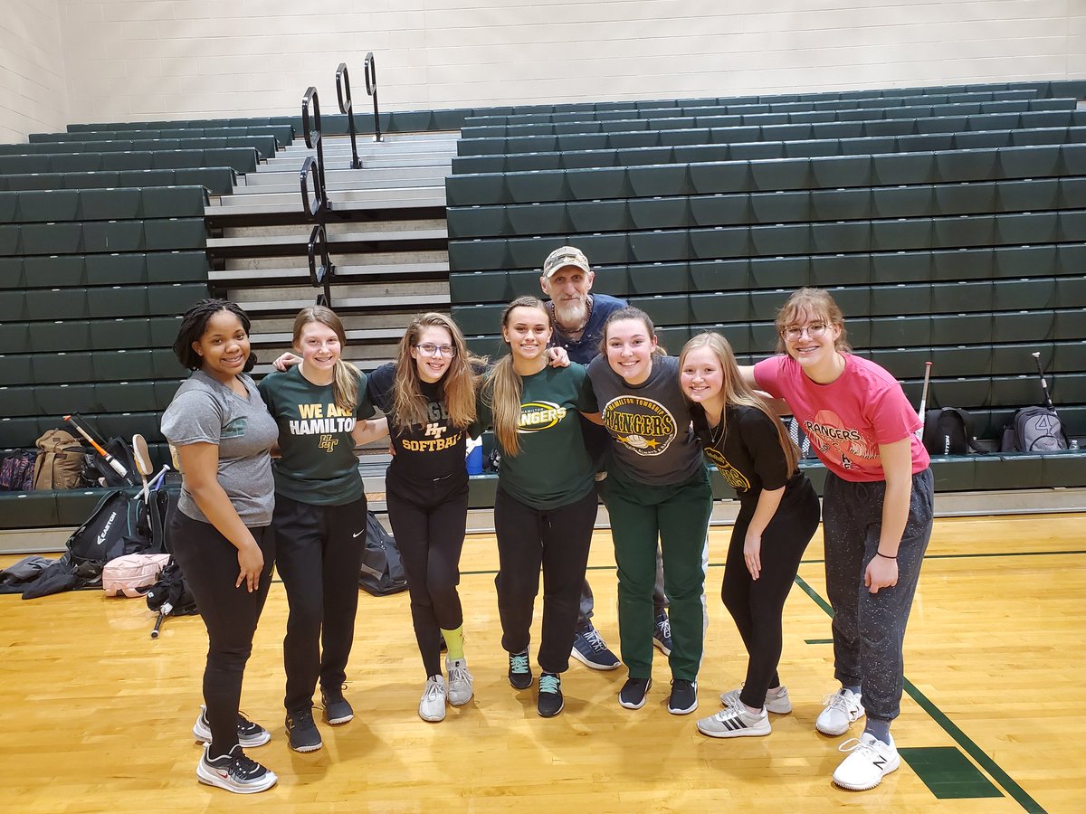 CoachMoore_HT's tweet image. Great Friday Fun Day! Our winning team was "The Scotts"! What a great time team building with 1 step football, relays, and softball! See you all tomorrow for the run at 7:45! 🥎