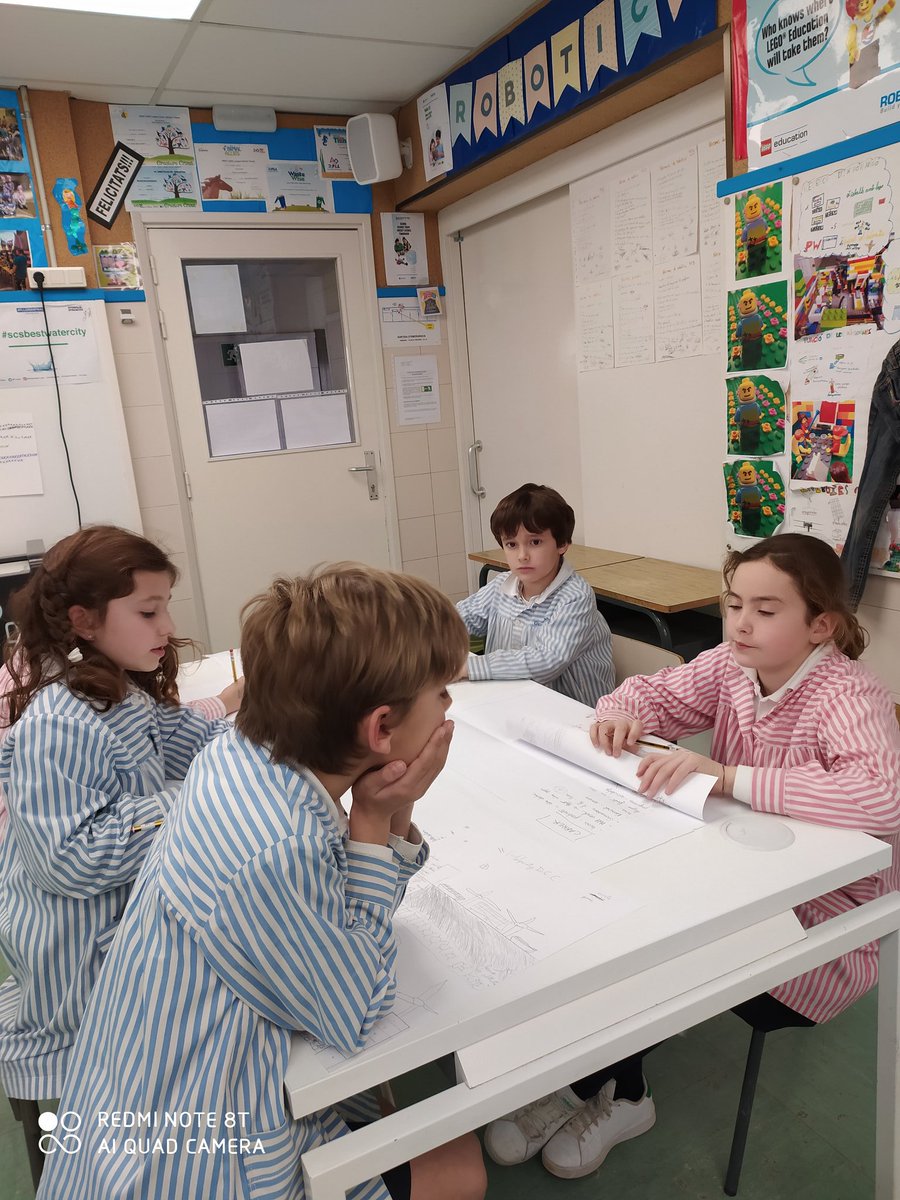 SusannaTuset's tweet photo. Setmana intensa dels #RoboCorHelpCity 
Preparem el que volem explicar en la gran celebració de l'aprenentatge @FLLSpain JÚNIOR.
Estem molt il·lusionats! 
#RoboCor https://t.co/4oMjtWKTFY