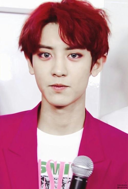 lowqualityloey's tweet photo. red haired chanyeol please come back https://t.co/GopDEY1bgr