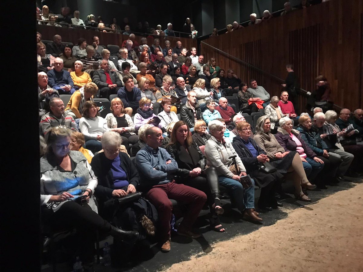 WexfordFest's tweet photo. Thank you to No. 58 boutiques, Wexford for their  contribution tonight for raffle prizes &amp; our main sponsor tonight @olearysluddsarchitects for the Cripple of Inishmaan by the Wayside Players. #WexfordDramaFest https://t.co/HJGRazDx2p