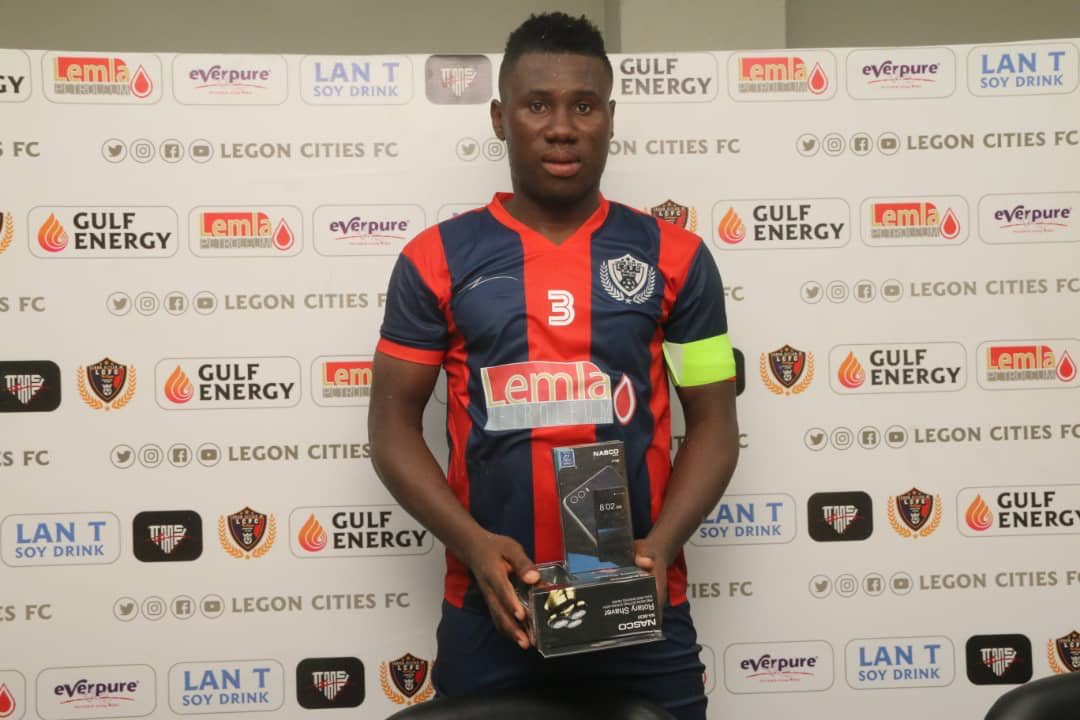 XIWondersFC's tweet photo. πΈ - Congratulations to Abdul Latif, our skipper tonight for winning the NASCO Man Of The Match.
Well deserved, Latif. π
#LEGWAFA #GPLwk13 #TheRoyals #WeDeliver #LegonCitiesFB https://t.co/hrBYYOPNvI