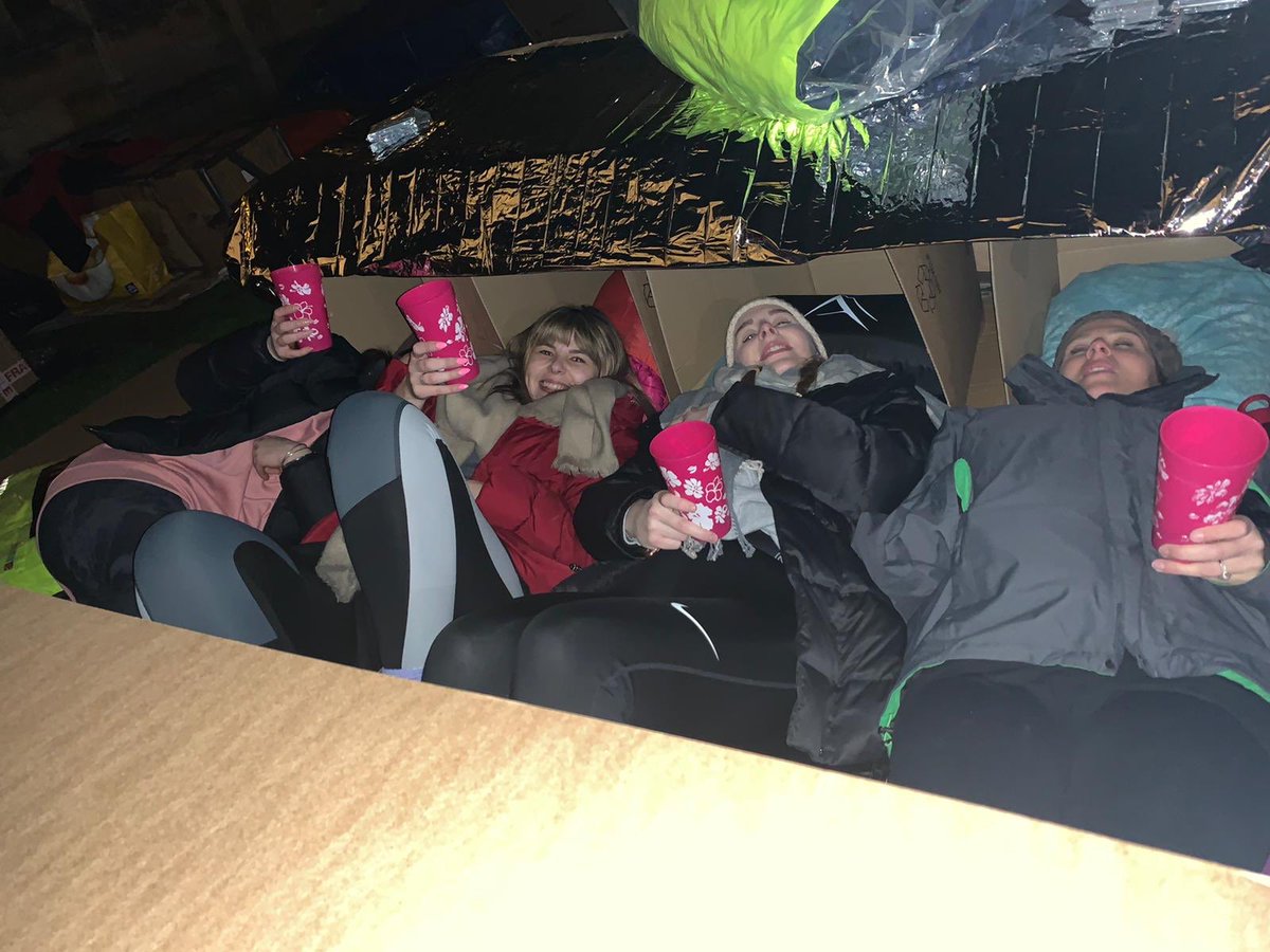 gemmaking52x's tweet photo. We’re all set up and ready at our camp for @ymca Sleep Easy 2020! We’re raising money &amp; awareness of homelessness in Lincolnshire 💙 donate here - https://t.co/TT8Qg7g6ka https://t.co/38BNqJPu4T