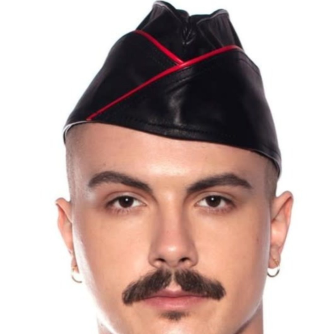 PASSIONAL's tweet photo. This classic Retro Military styled Leather Garrison cap is ideal for leather, fetish and club events! A leather wearer like you should have one to add to your leather collection. https://t.co/ElsAE88D5n
#Leather #garrisoncap #Trianglecap #leatherevents #uniform https://t.co/zisc0sNDqm