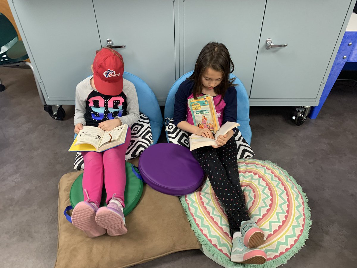 KolbClass's tweet image. Having fun in the launch pad reading for reading week!#gpgatorleaders