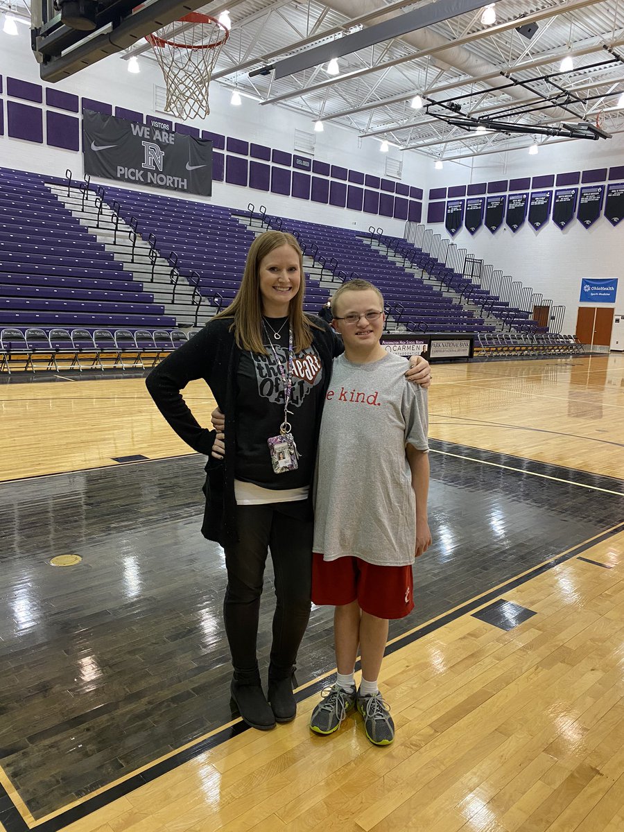 ashleyblake517's tweet photo. #spreadthewordtoendtheword #PLSDproud 💜🖤💜🖤 https://t.co/pZ94j4ghPl