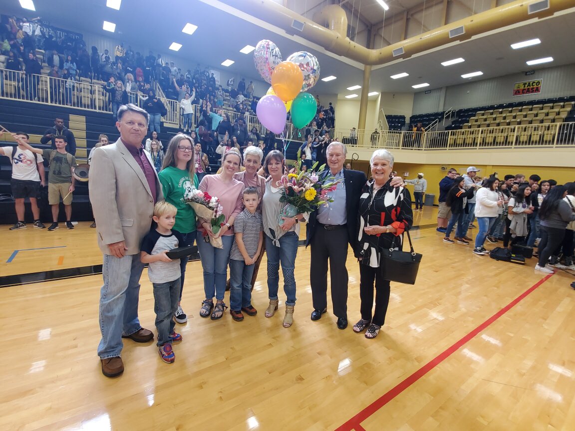 NacogdochesHS's tweet photo. Our Nacogdoches High School Teacher of the Year 2020 is Mrs. Lisa Fuller! Congratulations ! #NacISD #NacogdochesHS #DragonNation #ReturnOfTheNac
#Gr8X2BaDRAGON https://t.co/MWG7xwQHhi