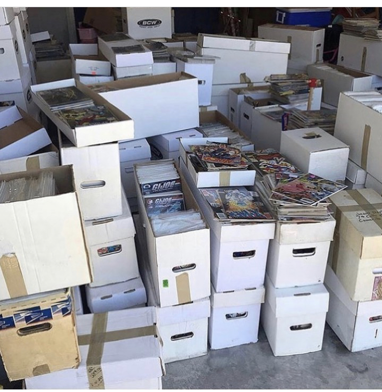 ComicsRuby's tweet image. We just bought a huge 150 long box collection and are slowly sorting, photographing and listing it, this is our garage right now. Check out our Etsy Shop, over 1,100 comic listings. Link In Bio #SpiderMan #NewMutants #comics #batman #comicnerd #Wolverine #emeraldcitycomicon #WW84