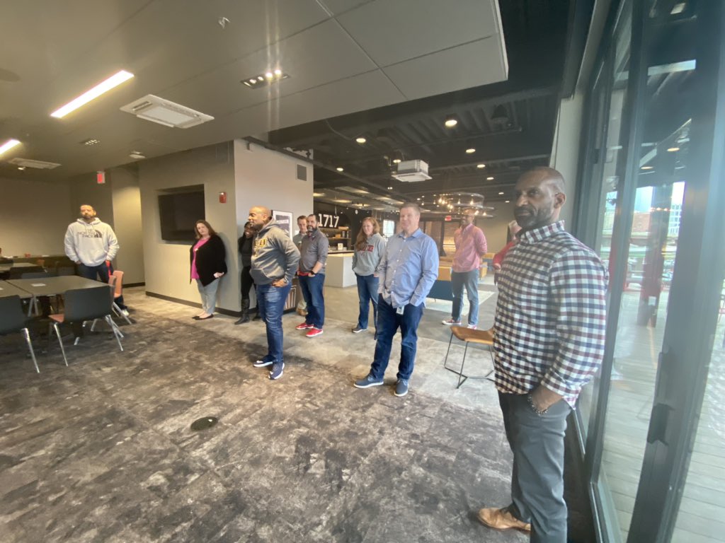 hhs_prncpl's tweet photo. It’s always a great time when the high school principals get together! #PrincipalRetreat #LearningLeaders #HSredesign #DeeperLearning #OneHenrico @amseelyeducator @lrdunavant @HSHS_Principal @AVR_VREC @JRTPrincipal @BFellows_DRHS @principal_dport @DSFMrMarshall @DrJackson_EDU https://t.co/M0nXMyALbW