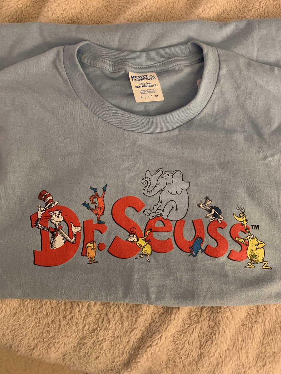 MissParsons_'s tweet photo. Love this Dr. Seuss shirt I got for read across America week! Such a fun week celebrating reading 📚 https://t.co/65sUKBr1cE