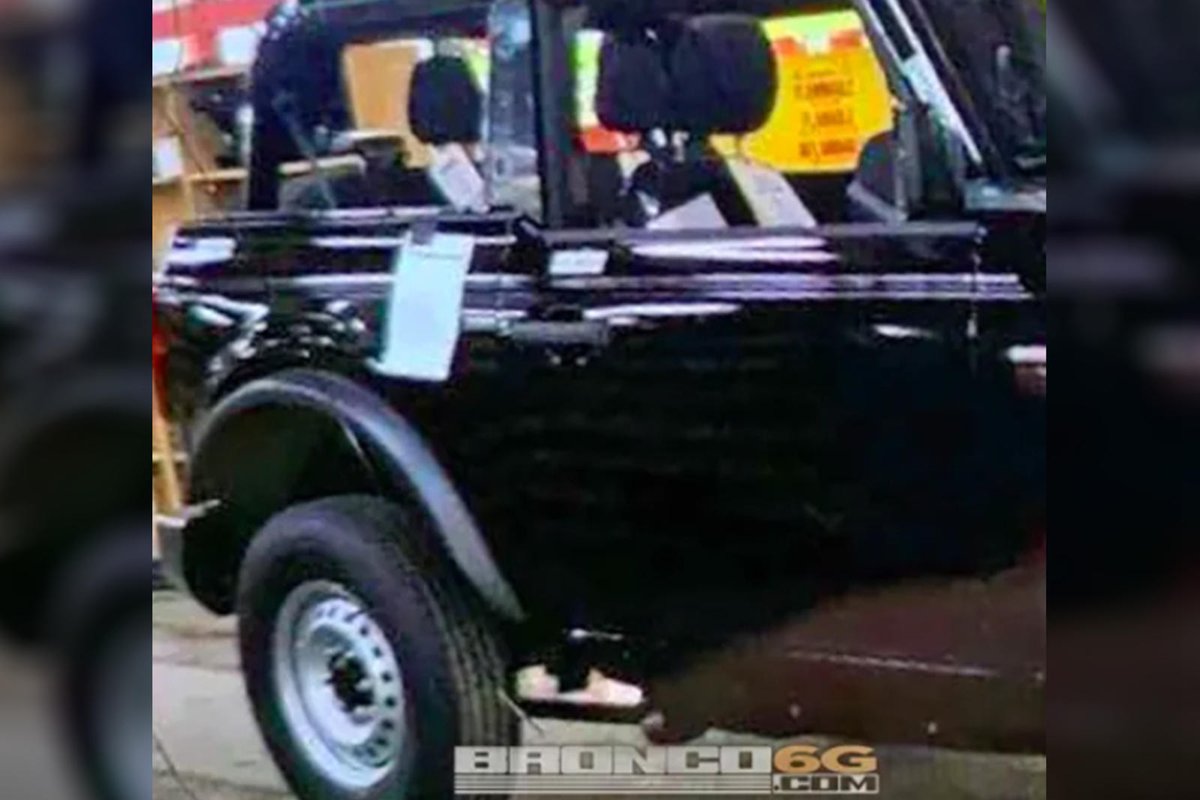 liftkits4less's tweet photo. https://t.co/D8WVUpLUp5
LEAKED: 2021 Ford Bronco Caught Uncovered!
TAG A Friend! 🤪😆😄😄👍🇺🇸
#fordbronco #fordbroncodaily #fordbroncoii #FordBronco #autotransport #2018ram #2018cummins #ramcummins #carhaul #hotshottrucking #carhauling #hotshotcarhauling #Bronco #bronco2 https://t.co/lNyHlto0pb