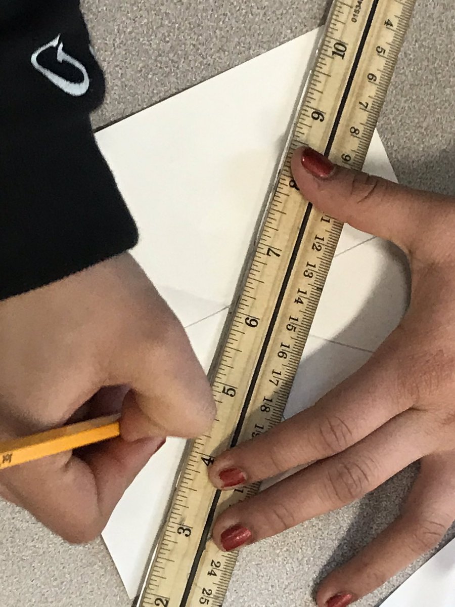 ms_sps's tweet photo. I try to incorporate art each day in my lessons. Art provides my new arrivals with much needed respite and a way to be creative at the same time! https://t.co/qam9HH5TSp