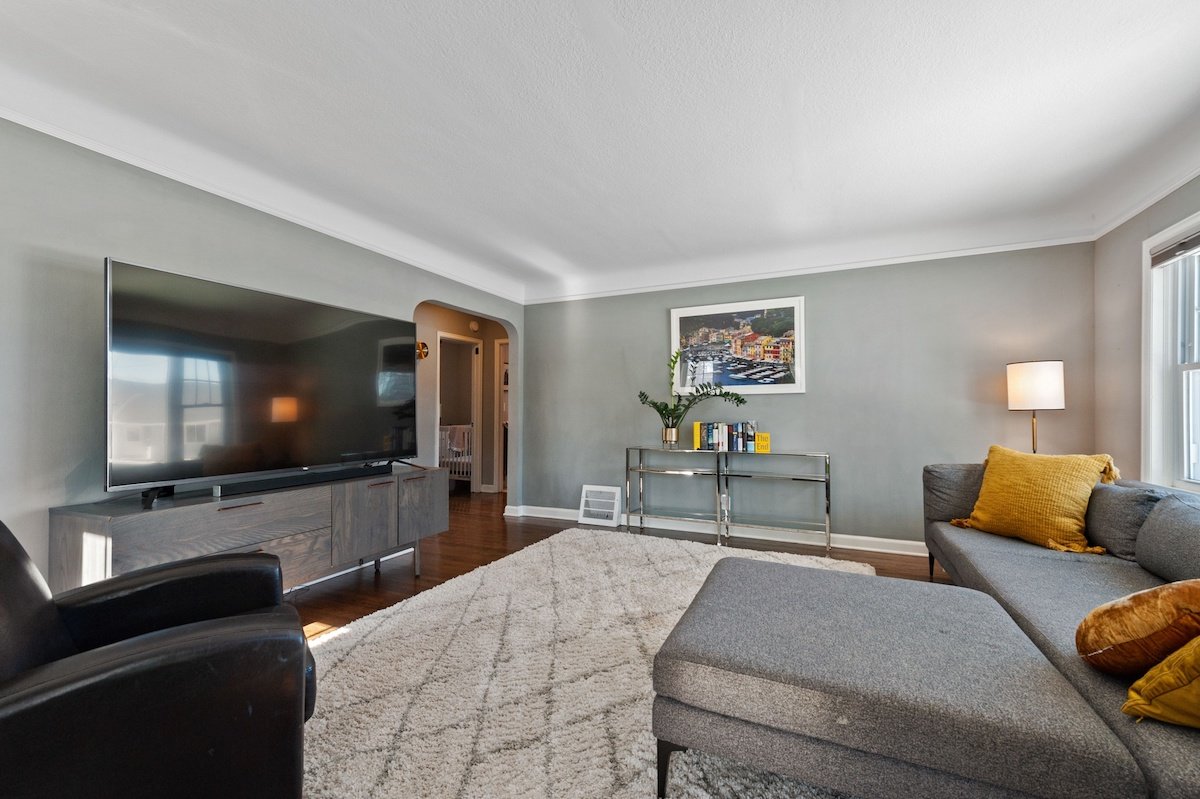 #OPENHOUSE: Saturday, 11am-12:30pm

6036 Xerxes Ave S is a completely remodeled 1940s Cape Cod. Classic details wrapped in all-new, high-end finishes, and located just steps to Strachauer Park in the Edina School District. See it in person!

Learn more: 6036xerxes.com