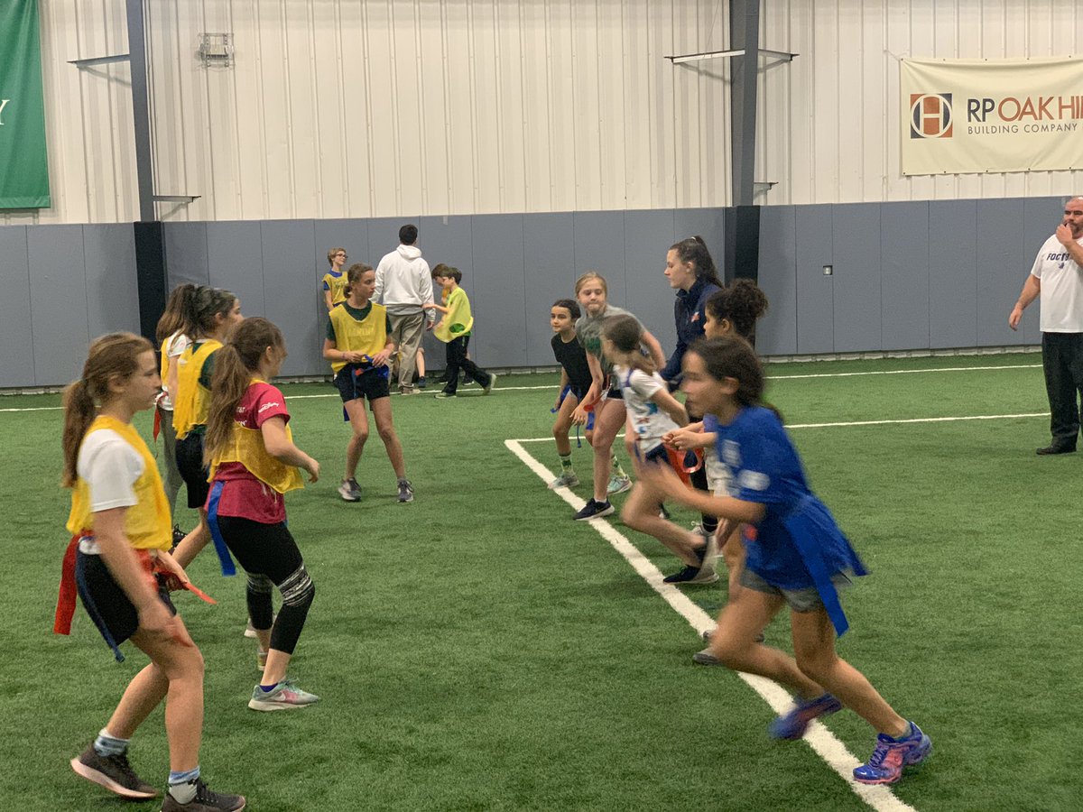 NMMSBUFFALO's tweet photo. What a fun week watching @NardinAcademy girls and @CanisiusHS boys coach/mentor our girls and boys in flag football at our @NardinAAC. Thank you to @NardinAthletics and @CanisiusHSFB for organizing it! #thinknardin #gogators https://t.co/nPM61IX2Km