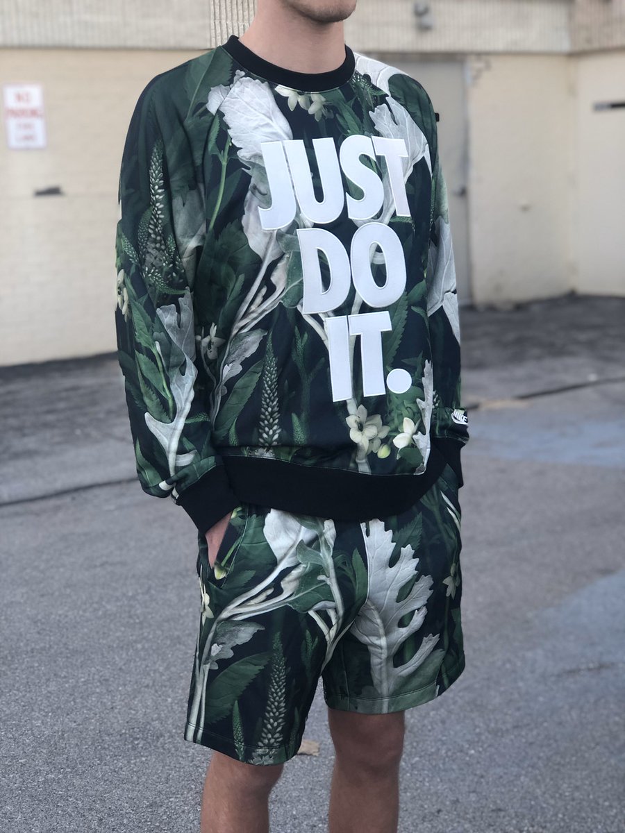 ALLSPORTSLEX's tweet photo. #urbanfoliage // Nike Mens JDI Floral Collection. @ALLSPORTSLEX https://t.co/udGp73TWkA