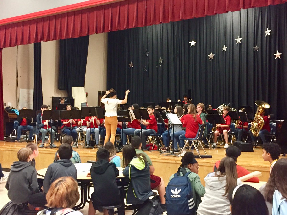 DaughtryMs's tweet photo. Time sure flies when you’re having fun! A performance from the talented DMS band during Monday meeting, my students’ new “class pet,” StuCo helping advertise our PRIDE ticket incentives, &amp; my classes continuing to work hard on our data unit❤️. #StrongerTogether #rrisd1family https://t.co/7nmVubnn1J