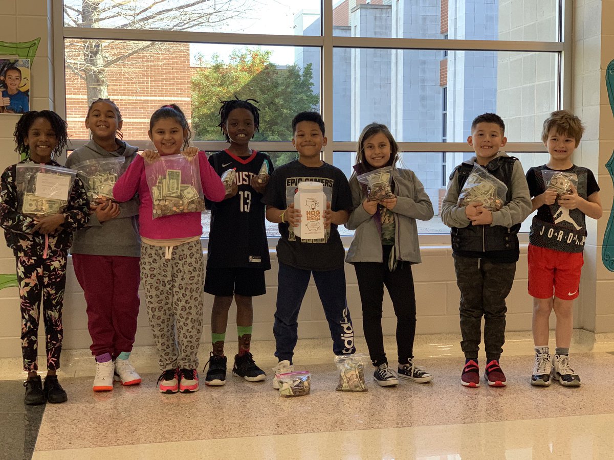 HOG_WEEK's tweet photo. Our feeder pattern. Period. They raise and raise and raise the bar (and BANK 🤑) every year! We LOVE you! Shoutout to Brockett and Icenhower 💙🧡 @huskyproud #hogweek2020 #hogschoolmusical #MISD https://t.co/v5bvffVDxj