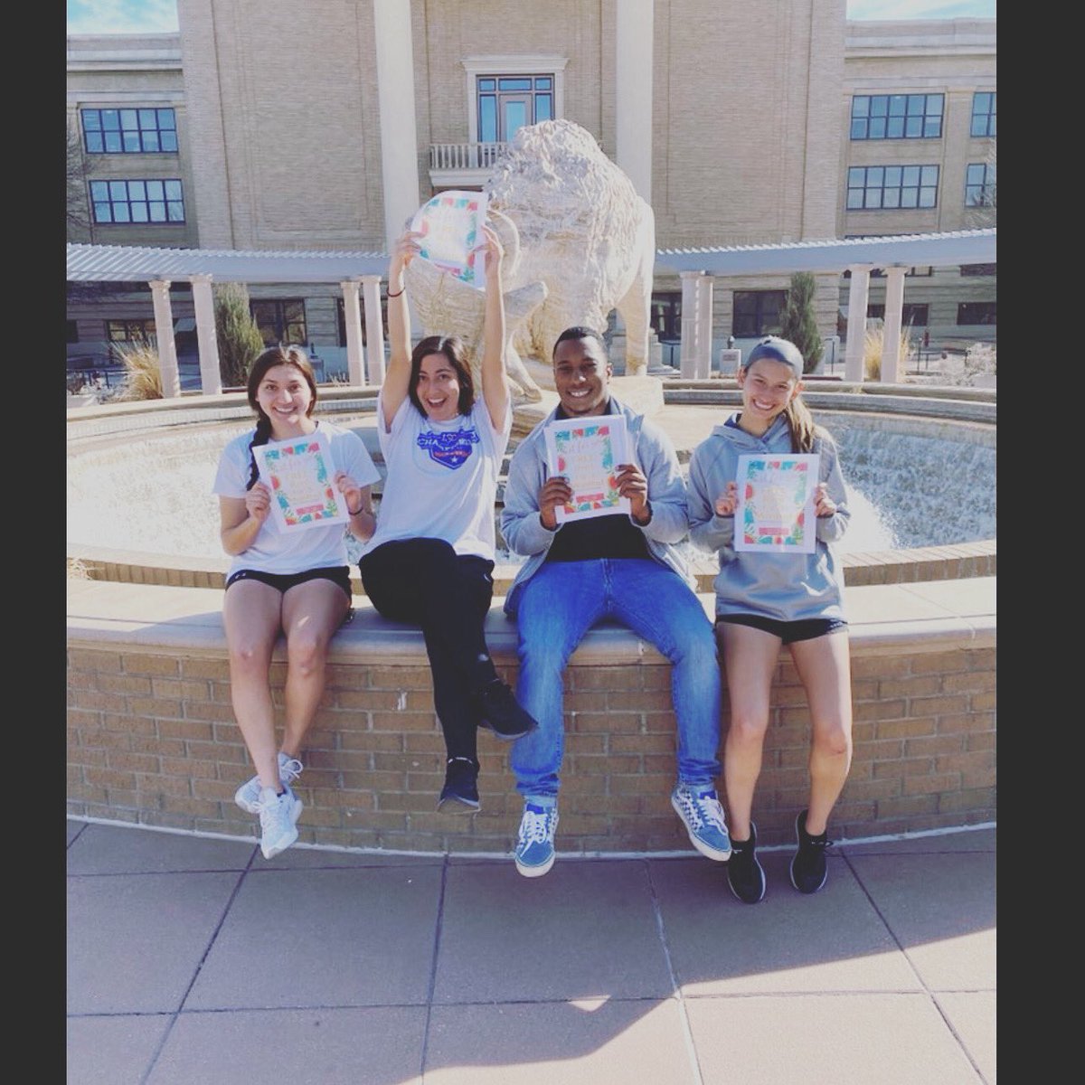 LegendsCanyon's tweet photo. These ladies just found out about our NEW deal!! Give us a call or come by so we can tell you about it! Come live Legendary with the best in Canyon! https://t.co/5bxcqtECdz