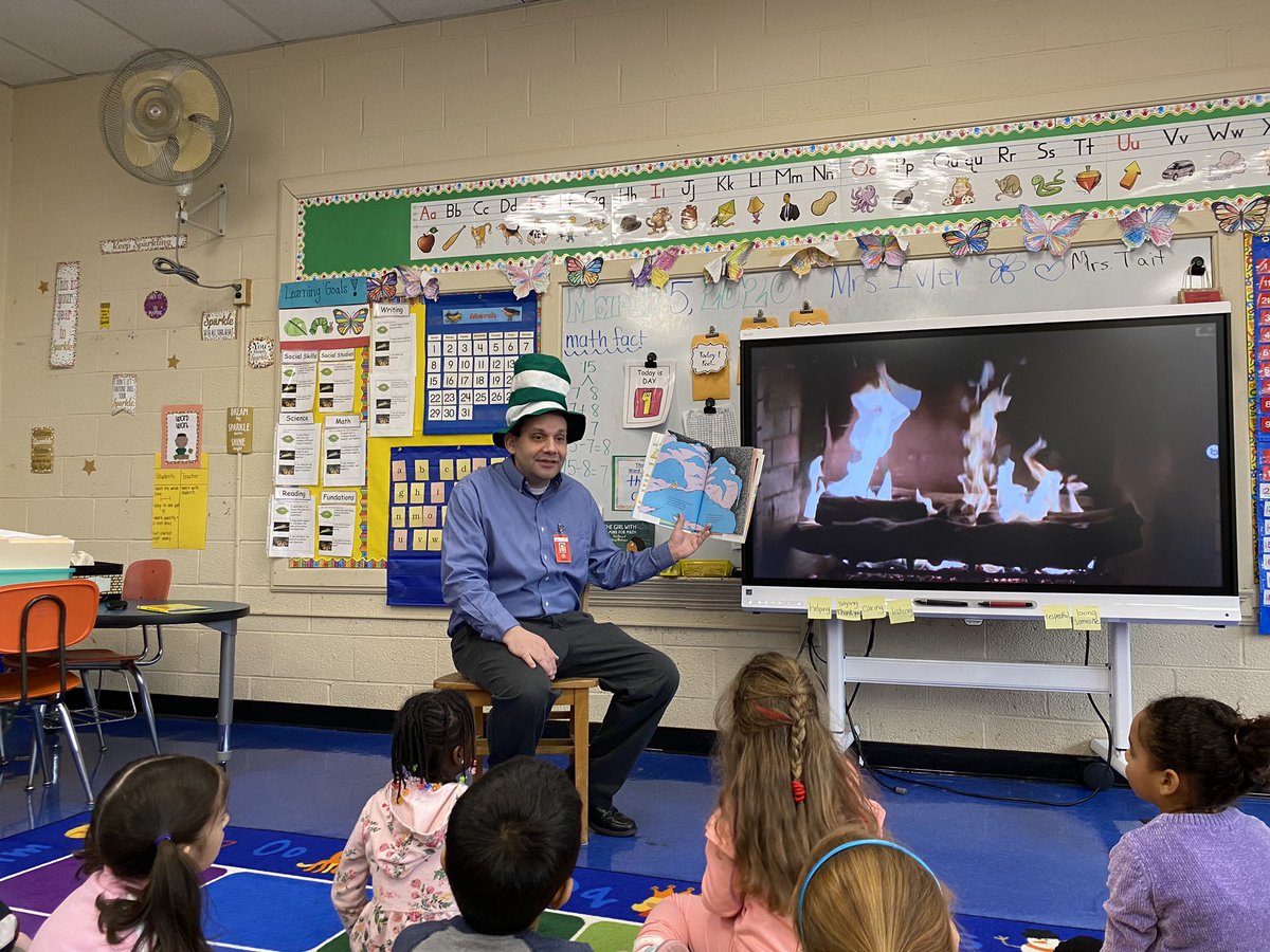 Hope_Ivler's tweet photo. Thank you to Cherry Hill Board of Education member, Ben Ovadia for reading “Oh the Places You Will Go” and to Officer Lafftery who read “Daisy the Fire Cow” and “If You Gave a Dog a Donut”.  We ❤️ guest readers! #ReadAcrossAmerica2020 @ChpsTweets @CherryHillPD @KingstonES1955 https://t.co/iOr1y54Fqo