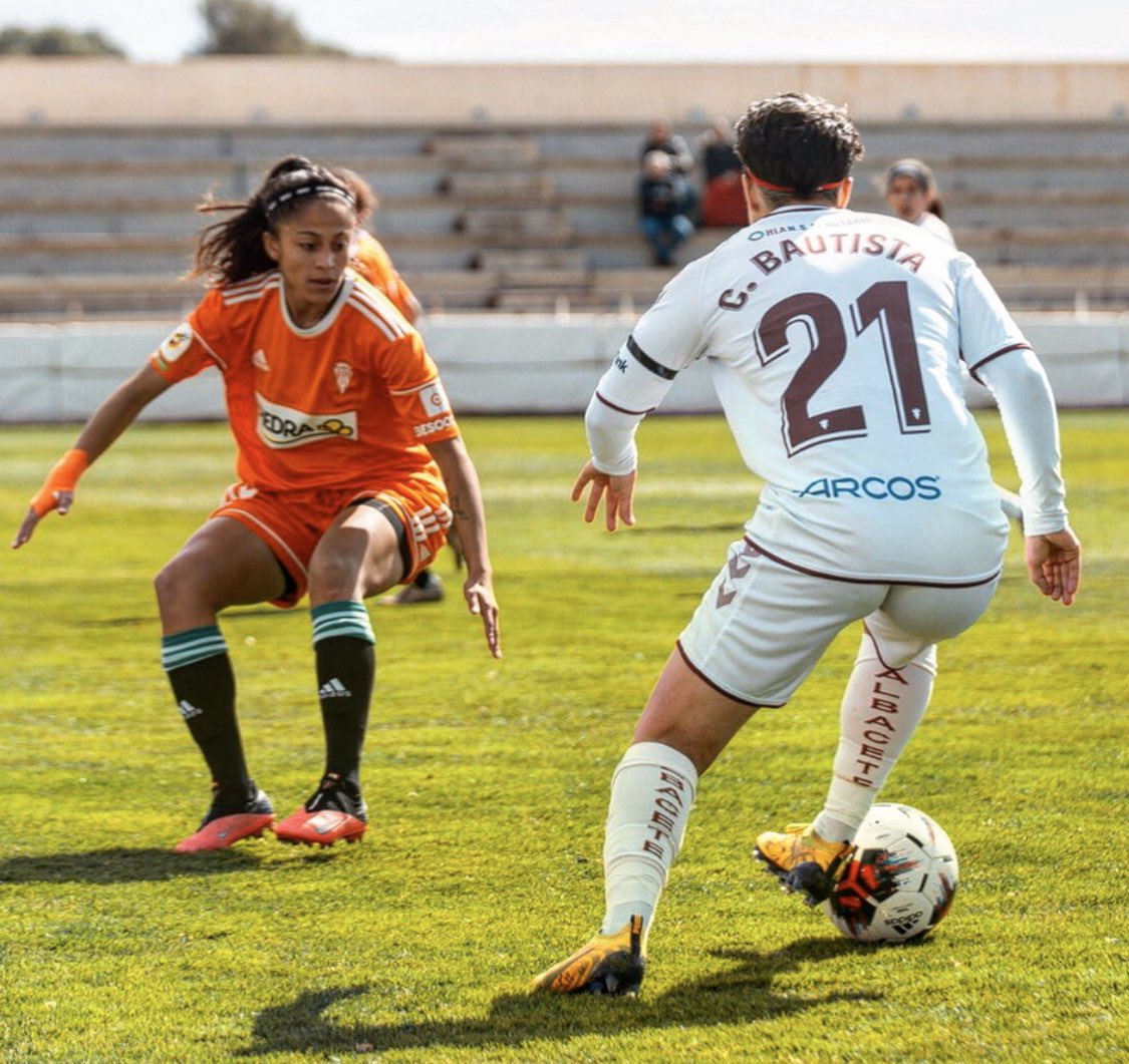 kerllyreal19's tweet photo. La parte defensiva es tan importante como la ofensiva.
Defender tu portería es tu responsabilidad junto con la confianza que te da tu equipo.
#nikefutbol #phantom #KR19
@ccf_femenino @fundaalbafem https://t.co/dMwwCjud4y