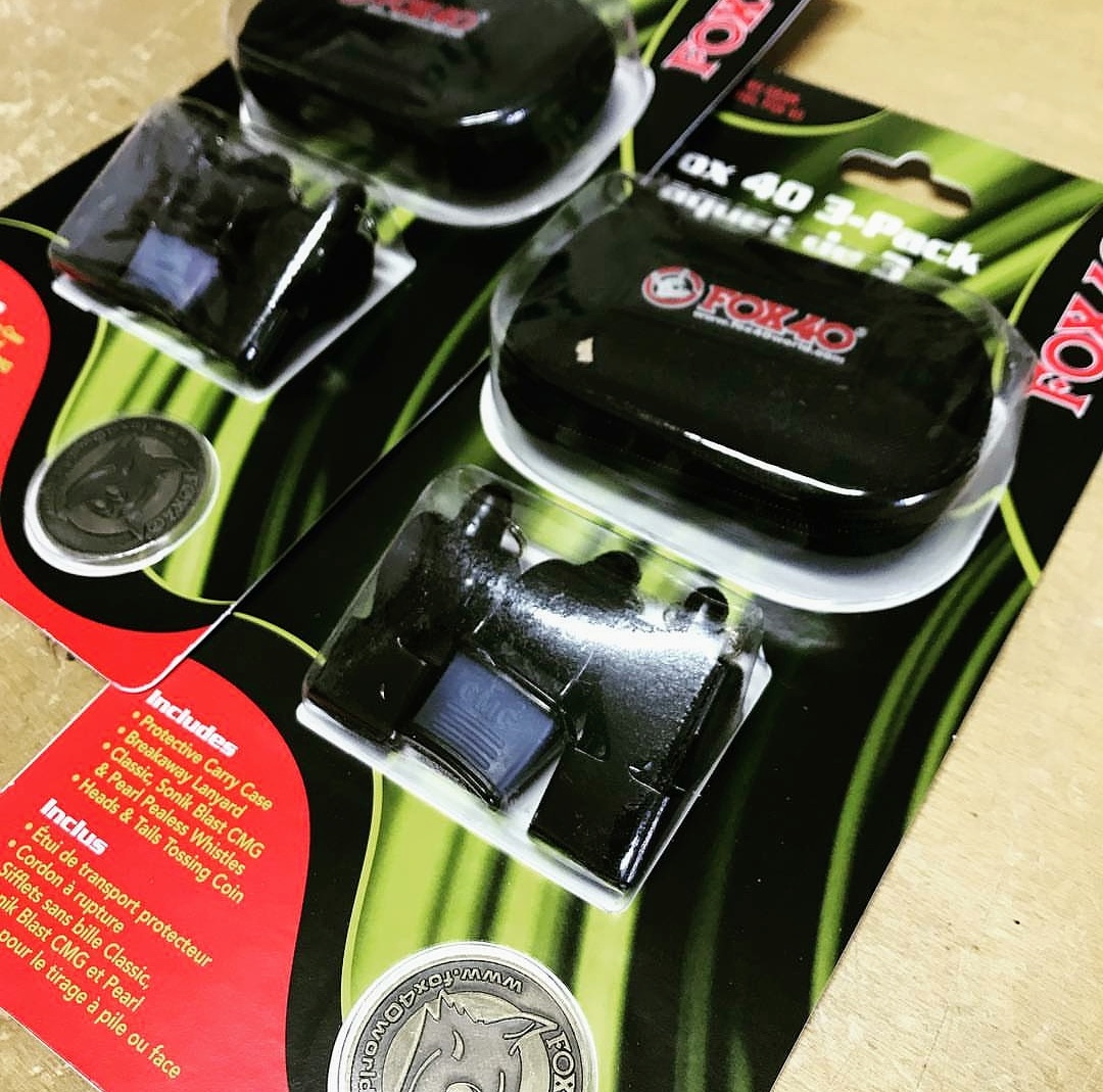 refereestore's tweet photo. Kit #Silbatos y Moneda #Fox40 en #Referee Store - Equipamiento Oficial #Arbitros - Mas info y productos en👉  
 https://t.co/WqjcNvNxpr https://t.co/iUm5G219m9