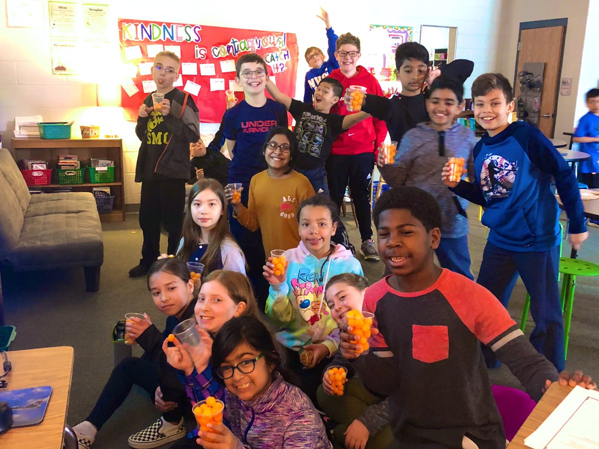 girvansclass's tweet photo. We filled are warm and fuzzy jar so we celebrated with cheese balls and a movie #tmeseagles #waytogo https://t.co/ewFw6zG2MS